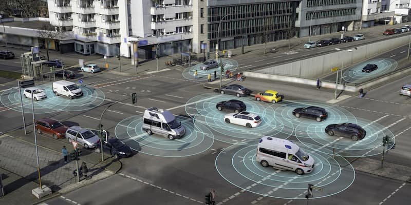 The UAE’s Big Leap: How Autonomous Vehicles Are Changing the Roads